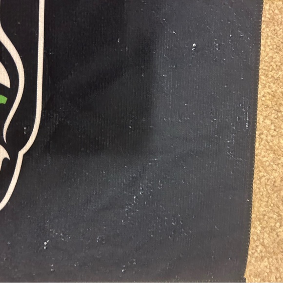 Go Hawks - Seattle Seahawks Bundle including official NFL sponsored gear - Picture 9 of 16